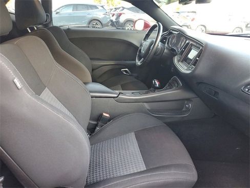 Used 2022 Dodge Challenger GT image 7