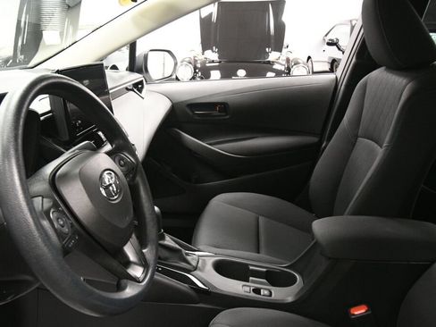 Used 2023 Toyota Corolla LE FWD image 19