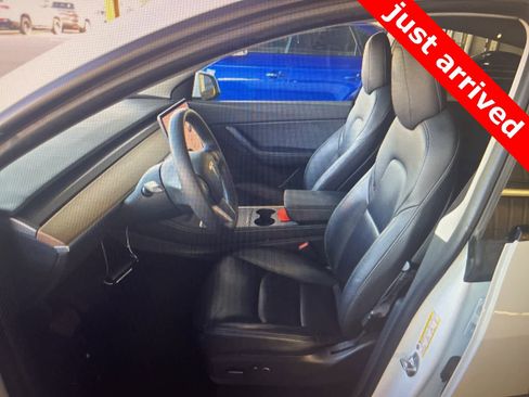 Used 2021 Tesla Model Y 2WD image 10