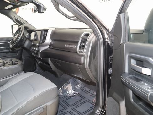 Used 2024 RAM 2500 Big Horn w/ Bed Utility Group image 40