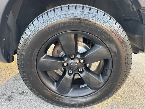 Used 2019 RAM 1500 Warlock w/ Luxury Group AWD/4WD image 10