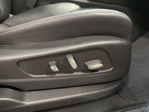 Used 2023 Cadillac XT5 Premium Luxury AWD/4WD image 14