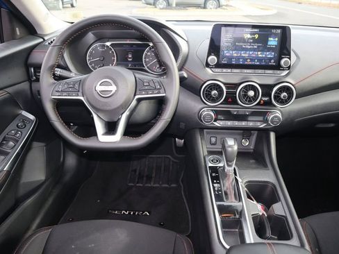 Certified 2025 Nissan Sentra SR FWD image 16