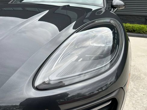 Used 2026 Porsche Macan AWD/4WD image 13