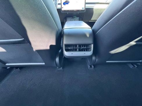 Used 2023 Tesla Model 3 Standard Range RWD image 23