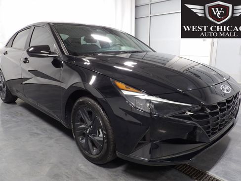 Used 2023 Hyundai Elantra Blue w/ Preferred Accessory Package FWD image 1