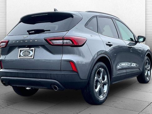 Used 2025 Ford Escape ST-Line image 13