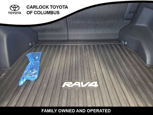 Used 2021 Toyota RAV4 XLE w/ XLE Grade Weather Package AWD/4WD image 16