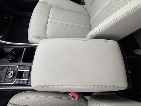 Certified 2025 Kia Sorento X-Line EX AWD/4WD image 17