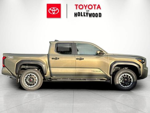 New 2026 Toyota Tacoma TRD Off-Road image 3