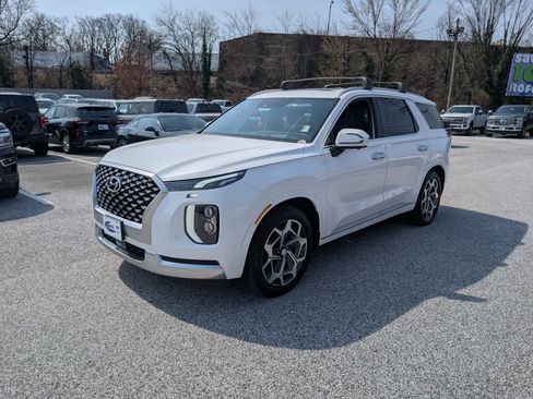 Used 2022 Hyundai Palisade Calligraphy w/ Cargo Package FWD image 2