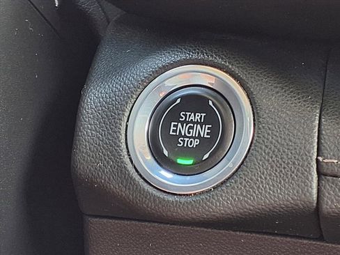 Used 2023 Buick Envision Avenir image 14