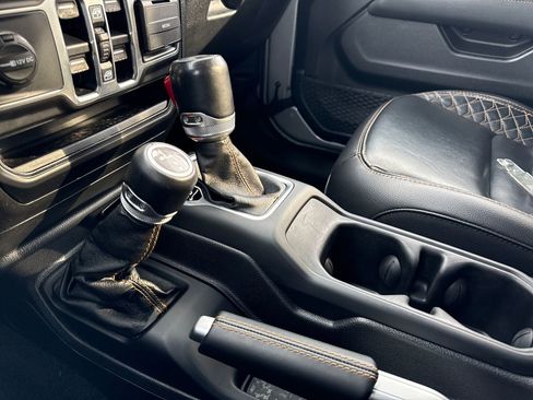 Used 2021 Jeep Wrangler Unlimited Sahara image 22