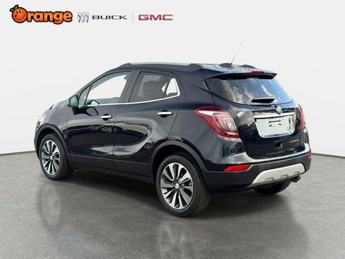 Used 2022 Buick Encore Preferred w/ Safety Package FWD image 5