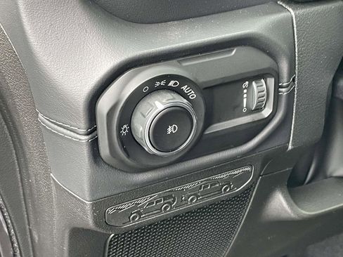 New 2026 Jeep Wrangler Unlimited Sahara AWD/4WD image 28