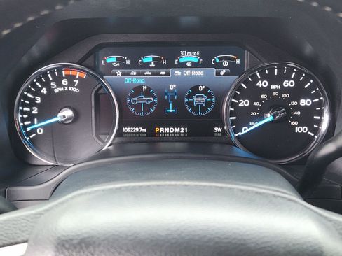 Used 2022 Ford F250 Lariat w/ Lariat Value Package image 20