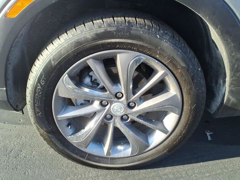 Certified 2023 Buick Encore GX Essence w/ Experience Buick Package image 6