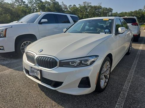 Used 2026 BMW 330i Sedan RWD image 4