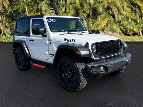 Used 2024 Jeep Wrangler Sport AWD/4WD image 2