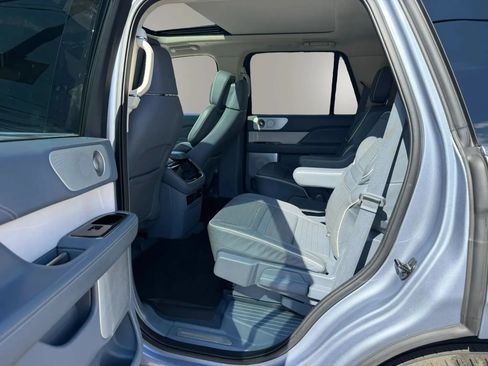 Used 2023 Lincoln Navigator Black Label AWD/4WD image 34