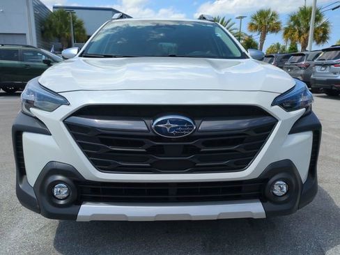 Used 2025 Subaru Outback Touring AWD/4WD image 10