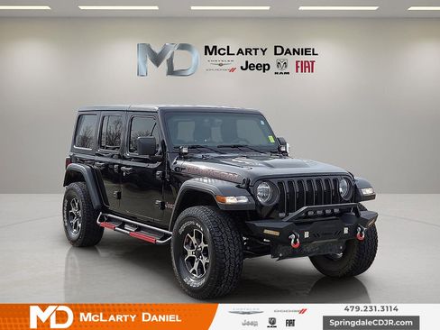 Used 2018 Jeep Wrangler Unlimited Rubicon image 1