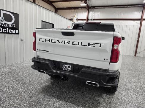 Used 2022 Chevrolet Silverado 1500 LT Trail Boss w/ Safety Package image 9