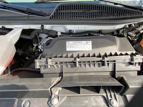 Used 2023 GMC Savana 2500 w/ Driver Convenience Package image 17