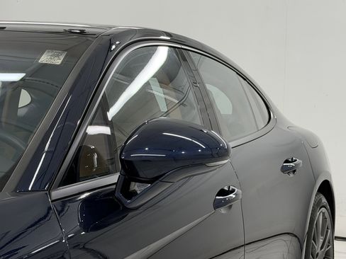 Certified 2023 Porsche Panamera 4 image 19