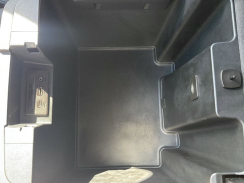 Used 2019 Chevrolet Silverado 1500 LTZ w/ LTZ Premium Package AWD/4WD image 61