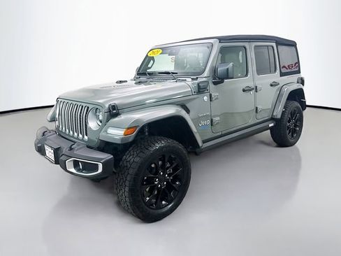 Used 2021 Jeep Wrangler Unlimited Sahara w/ Cold Weather Group image 3