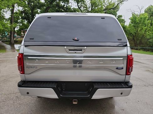 Used 2017 Ford F150 Platinum w/ Equipment Group 701A Luxury AWD/4WD image 11