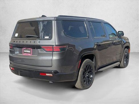 New 2025 Jeep Wagoneer Series II w/ Convenience Group I image 2