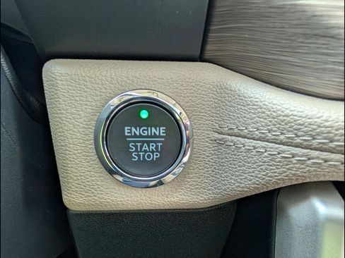 Used 2024 Ford Expedition Max Limited image 15