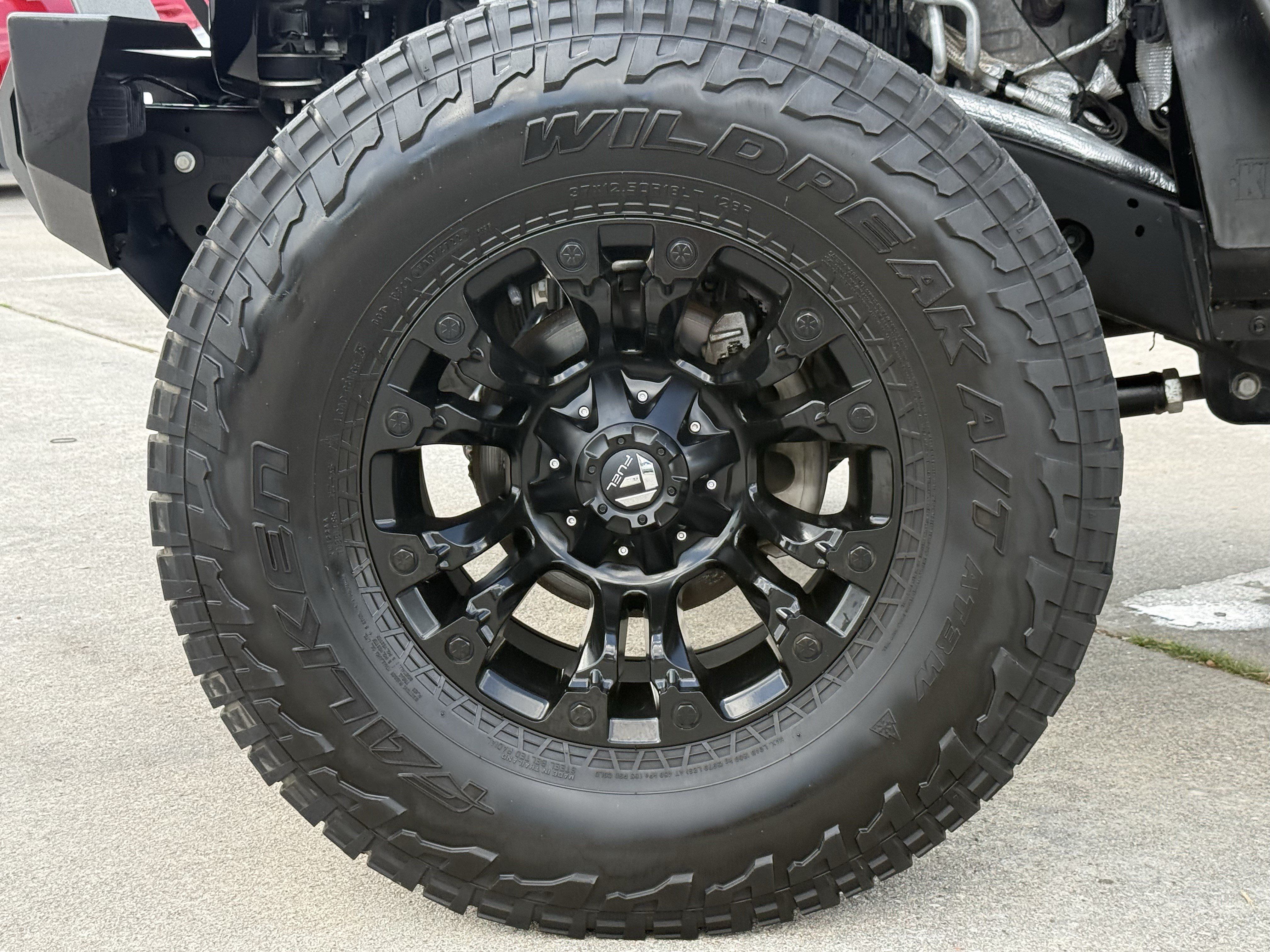 Used 2018 Jeep Wrangler Unlimited Sport S AWD/4WD image 12