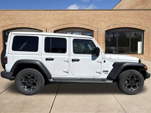 Used 2021 Jeep Wrangler Unlimited Sport w/ Sun And Sound Package AWD/4WD image 2
