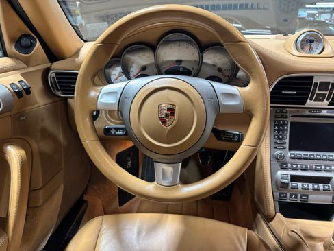 Used 2005 Porsche 911 Carrera S RWD image 19