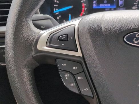 Used 2013 Ford Fusion SE FWD image 23