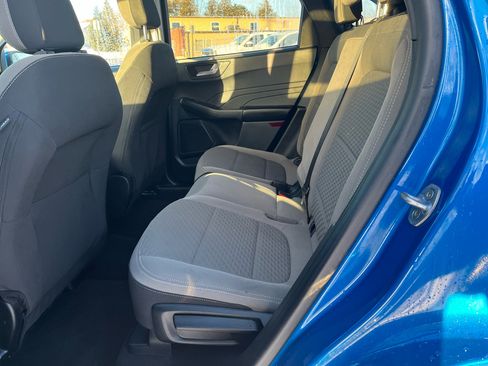 Used 2021 Ford Escape SE image 15