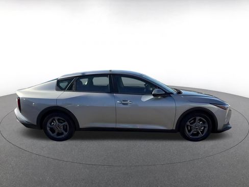 Used 2026 Kia K4 FWD image 16