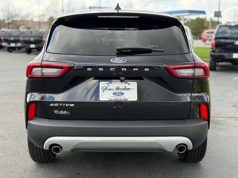 Used 2023 Ford Escape Active image 6