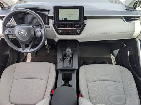 Used 2026 Toyota Corolla Cross L image 4