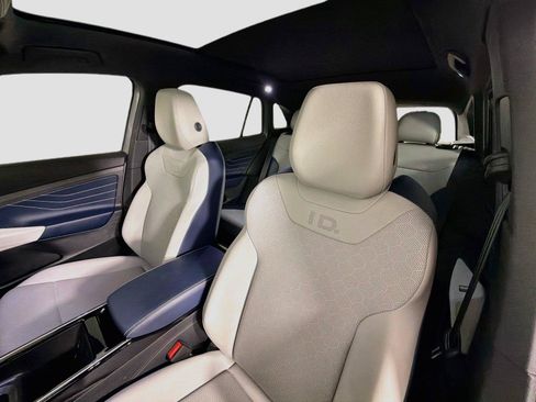 Used 2023 Volkswagen ID.4 Pro S RWD image 20