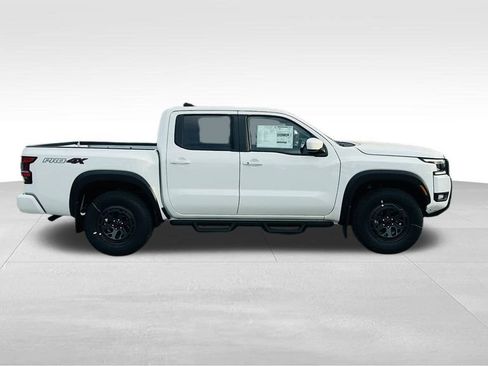 New 2026 Nissan Frontier PRO-4X w/ Pro-4x Convenience Package image 9