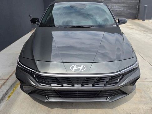 New 2026 Hyundai Elantra Sport FWD image 2