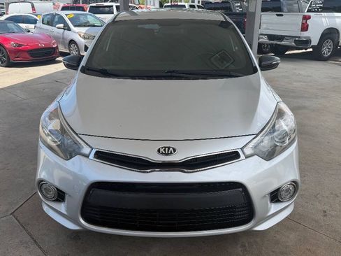 Used 2016 Kia Forte SX FWD image 2