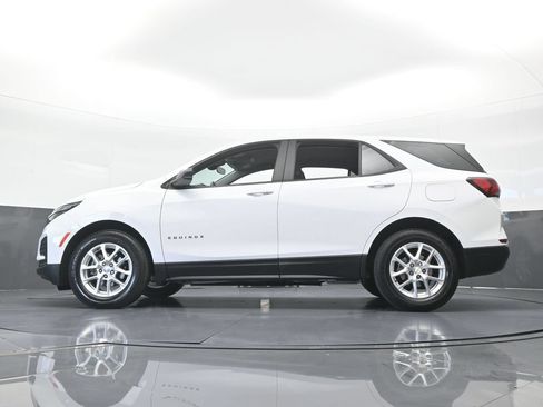 Used 2023 Chevrolet Equinox LS FWD image 52