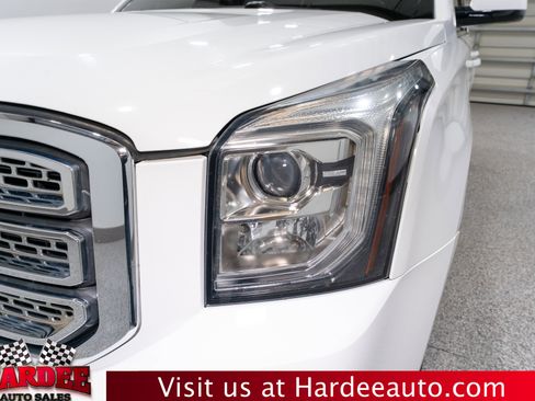 Used 2019 GMC Yukon SLT image 8