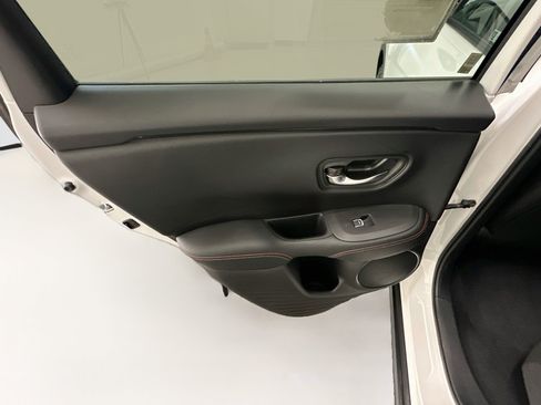 Used 2024 Honda HR-V Sport image 26