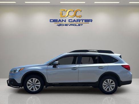 Used 2015 Subaru Outback 2.5i Premium AWD/4WD image 3
